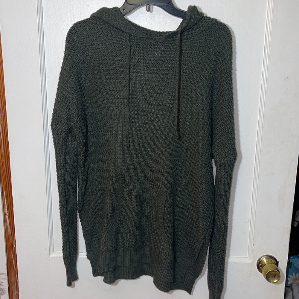 knit sweatshirt